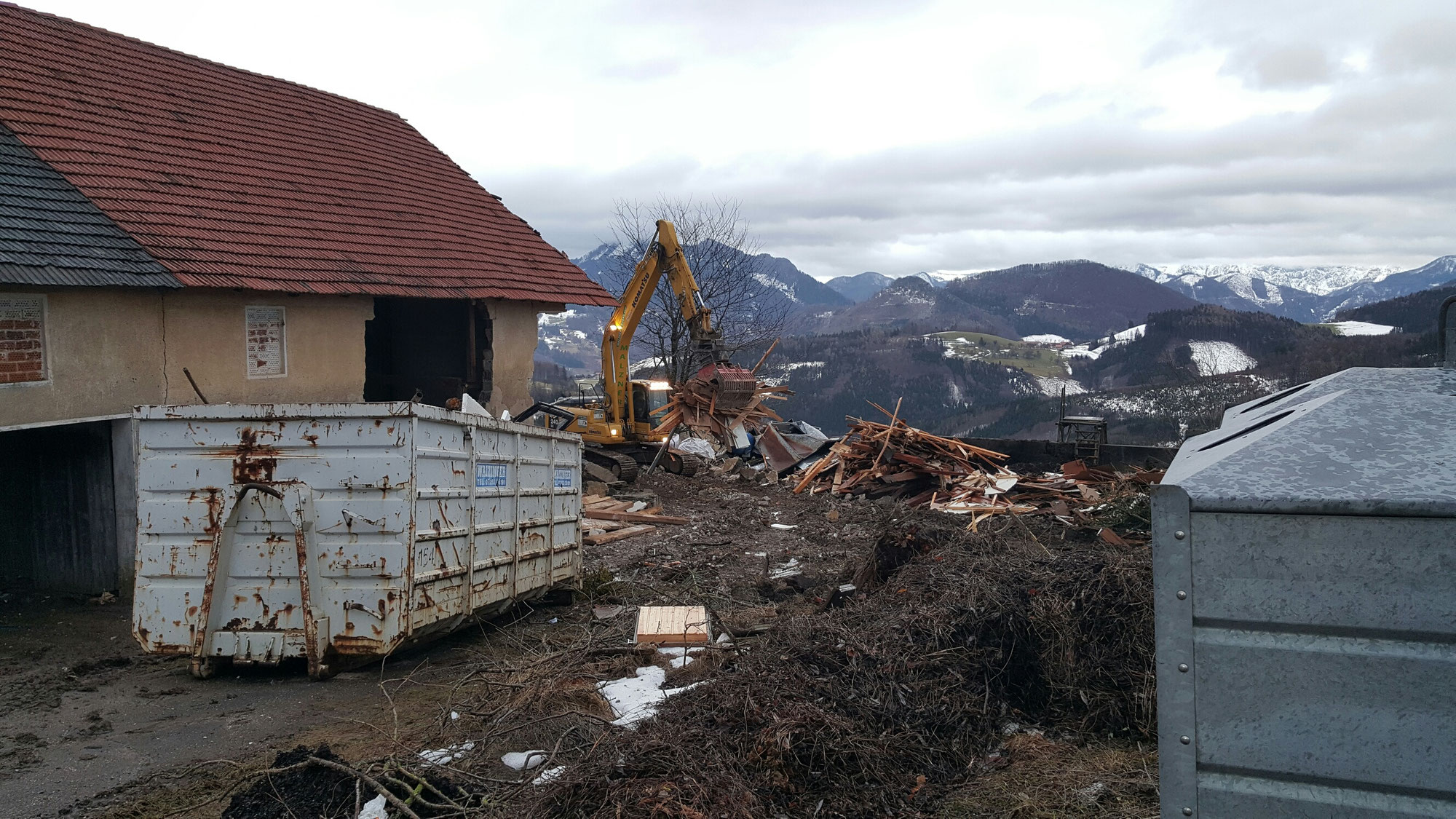 Beginn Abbrucharbeiten